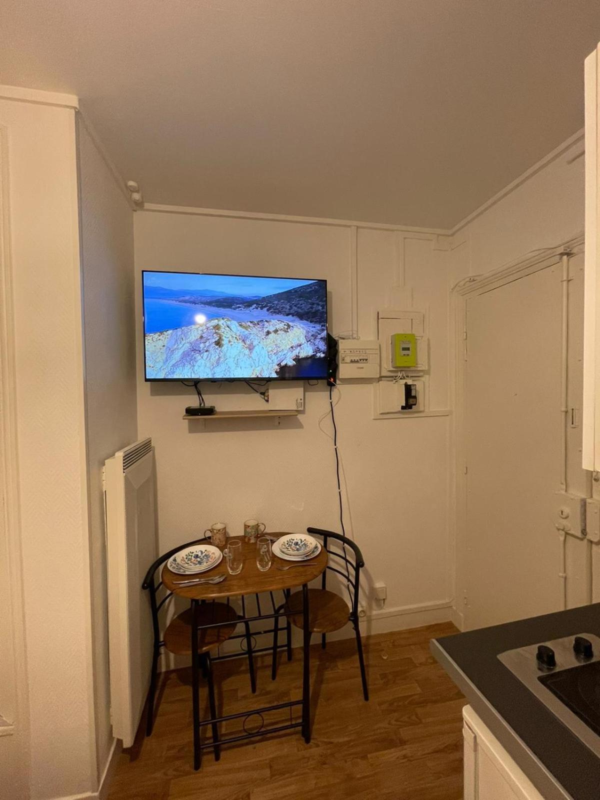 Dame De Fer Apartment Paris Ngoại thất bức ảnh